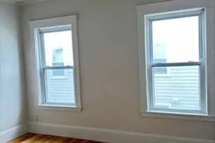 25 Seafoam Ave, Winthrop, MA 02152 - Photo 6