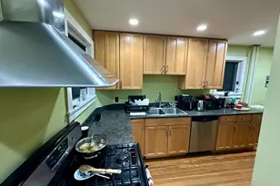 25 Seafoam Ave, Winthrop, MA 02152 - Photo 8