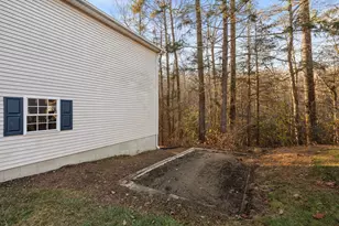 89 Jarvis Ave, Holyoke, MA 01040 - Photo 8