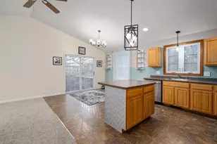 89 Jarvis Ave, Holyoke, MA 01040 - Photo 14