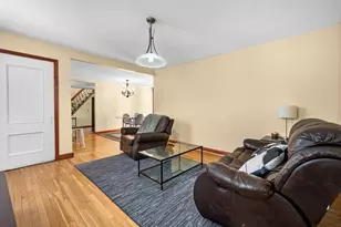 50 Temple St, Somerville, MA 02145 - Photo 2