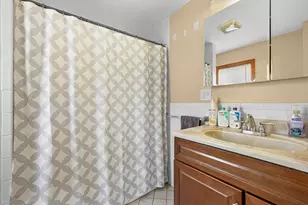 50 Temple St, Somerville, MA 02145 - Photo 18