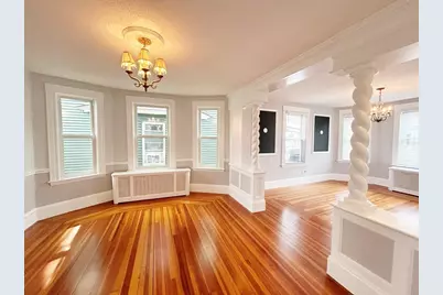 80 Linden St #1, Salem, MA 01970 - Photo 4