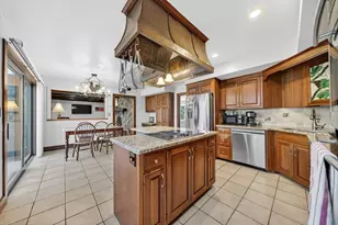 105 Rock O'Dundee Rd, Dartmouth, MA 02748 - Photo 16