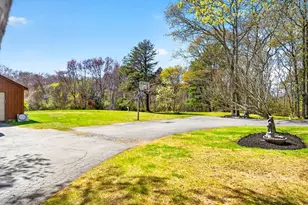 105 Rock O'Dundee Rd, Dartmouth, MA 02748 - Photo 6