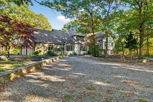 105 Rock O'Dundee Rd, Dartmouth, MA 02748 - Photo 2