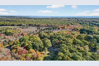 105 Rock Odundee Rd, Dartmouth, MA 02748 - Photo 6