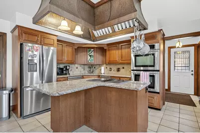 105 Rock Odundee Rd, Dartmouth, MA 02748 - Photo 16