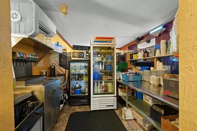 569 Winthrop St, Rehoboth, MA 02769 - Photo 12