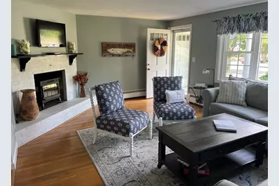 31 Haley Rd. #A, Marblehead, MA 01945 - Photo 2