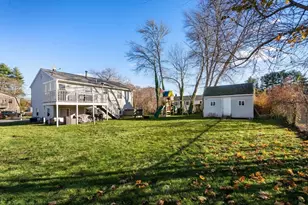 319 Northwest St, Acushnet, MA 02743 - Photo 24