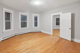 15 Mendon St, Worcester, MA 01604 - Photo 1