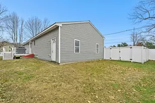 252 Pleasantdale Rd, Rutland, MA 01543 - Photo 28