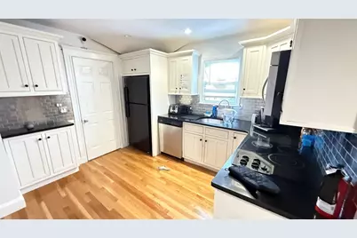 174 Boston #3, Boston, MA 02125 - Photo 2