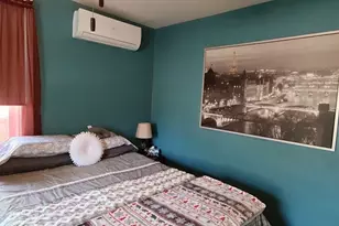 27 Suffolk Ave, Dartmouth, MA 02747 - Photo 10