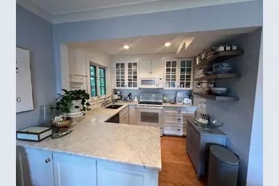 133 Walnut St, Wellesley, MA 02481 - Photo 4