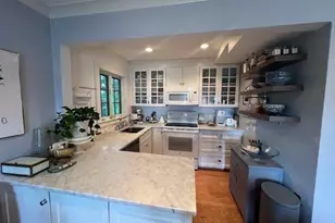 133 Walnut St, Wellesley, MA 02481 - Photo 4