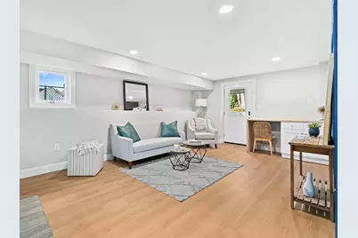 91 Houston Avenue, Newport, RI 02840 - Photo 18