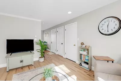 22 Beacon Ave #3, Newburyport, MA 01950 - Photo 4