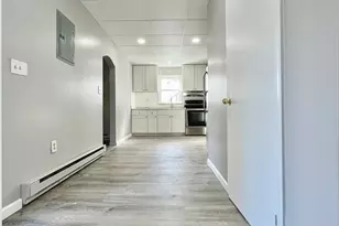 30 White St, Taunton, MA 02780 - Photo 8