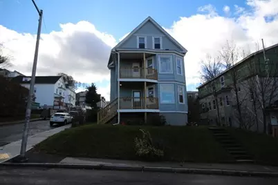 74 Green Hill Pkwy, Worcester, MA 01605 - Photo 2