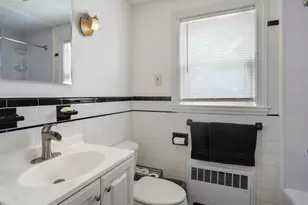 376 Pleasant St, Weymouth, MA 02190 - Photo 18