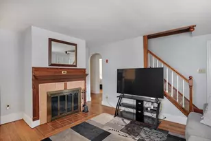 376 Pleasant St, Weymouth, MA 02190 - Photo 12