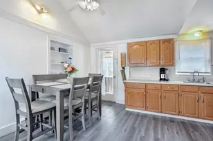 376 Pleasant St, Weymouth, MA 02190 - Photo 6