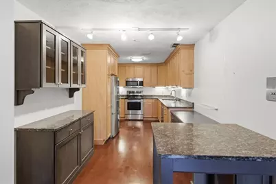 360 Neponset Street #702, Canton, MA 02021 - Photo 8