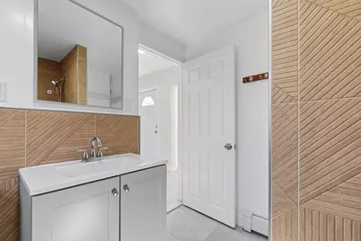 1297 Pleasant St, Weymouth, MA 02189 - Photo 8