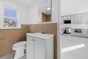 1297 Pleasant St, Weymouth, MA 02189 - Photo 8