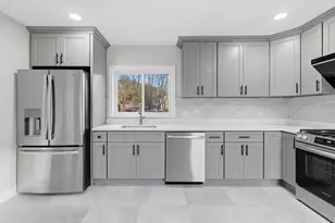 1297 Pleasant St, Weymouth, MA 02189 - Photo 4