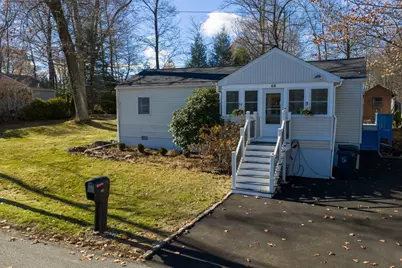 68 Upland Rd, Marlborough, MA 01752 - Photo 2