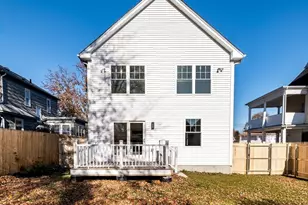 14 Ravenswood, Providence, RI 02908 - Photo 24
