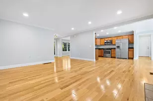 56 Summer St, Manchester by the Sea, MA 01944 - Photo 10