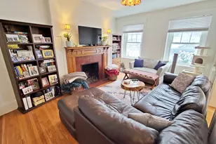 14 Colbourne Crescent, Brookline, MA 02445 - Photo 10