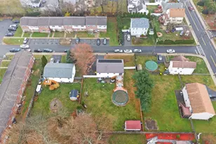 36 Fordney St, Fall River, MA 02720 - Photo 10