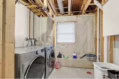 36 Fordney St, Fall River, MA 02720 - Photo 32