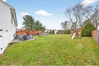 36 Fordney St, Fall River, MA 02720 - Photo 6