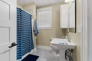 1149 Middlesex St, Lowell, MA 01851 - Photo 6