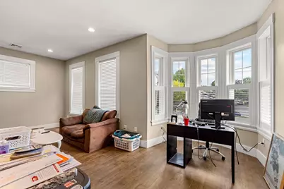 1149 Middlesex St #4, Lowell, MA 01851 - Photo 4