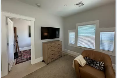 32 Atherton Rd #2, Brookline, MA 02446 - Photo 14