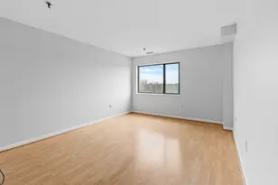 3920 Mystic Valley Pkwy, Medford, MA 02155 - Photo 14