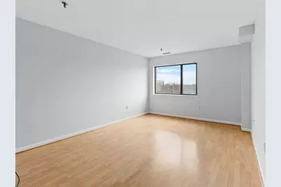 3920 Mystic Valley Pkwy #303, Medford, MA 02155 - Photo 10