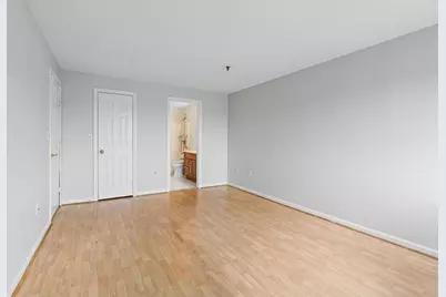 3920 Mystic Valley Pkwy #303, Medford, MA 02155 - Photo 16