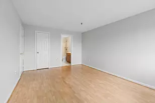 3920 Mystic Valley Pkwy, Medford, MA 02155 - Photo 16