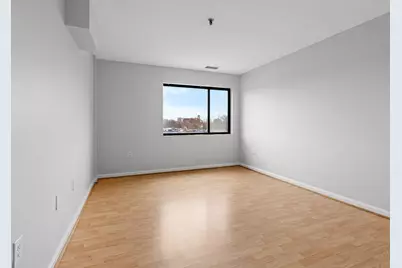 3920 Mystic Valley Pkwy #303, Medford, MA 02155 - Photo 12