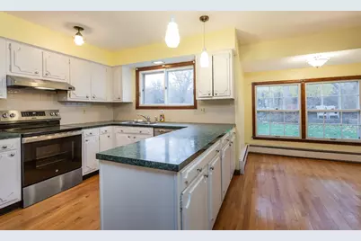 105 Cornhill Rd, Somerset, MA 02725 - Photo 12