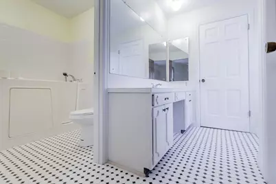 105 Cornhill Rd, Somerset, MA 02725 - Photo 20