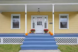 34 Goodrich St, North Adams, MA 01247 - Photo 2